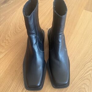 Black Boots size 38
